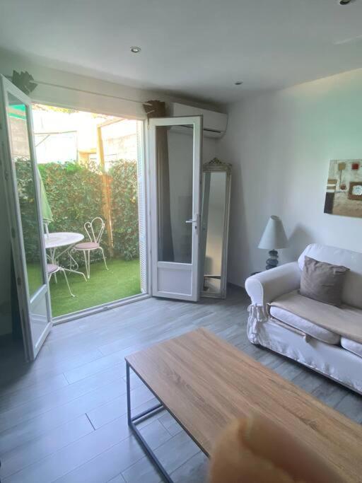 Jolie Appartement Avec Piscine La Roquette-sur-Siagne Exterior foto